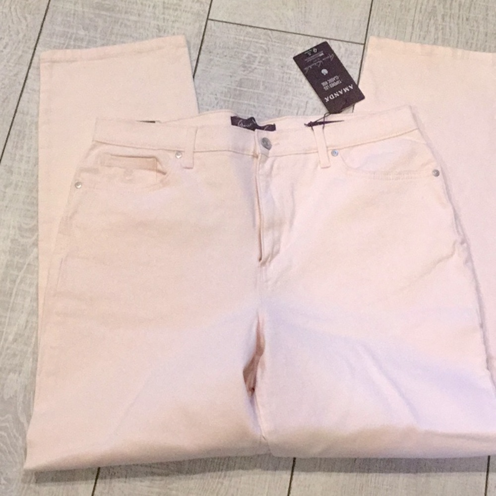 NWT Gloria Vanderbilt Amanda jeans